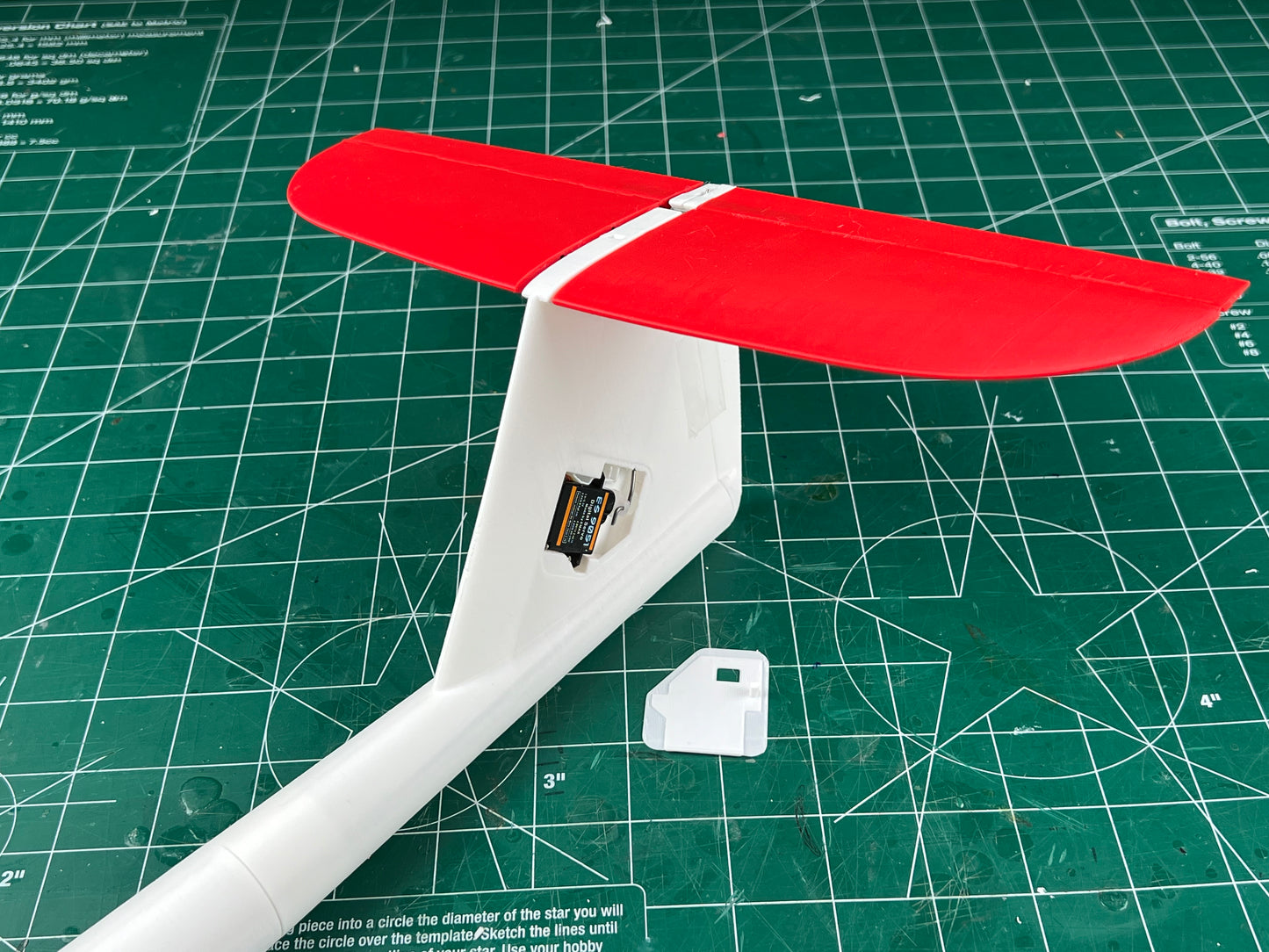 Juicy - DS t-tail w servo option